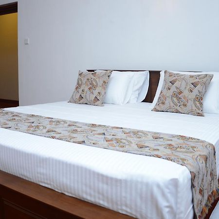 Jasmine Garden Resort แคนดี้ ภายนอก รูปภาพ