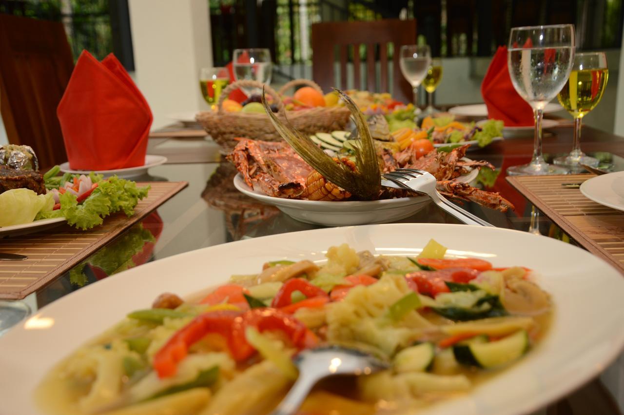 Jasmine Garden Resort แคนดี้ ภายนอก รูปภาพ